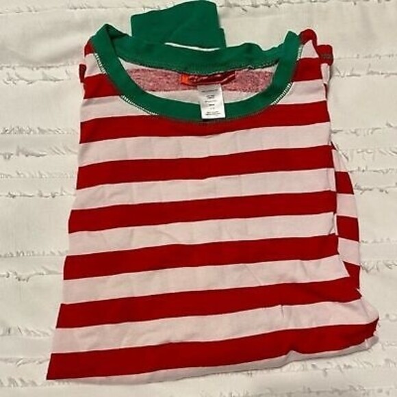 Matching Family Christmas Pajamas - Women’s Small - Picture 4 of 7